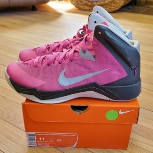 Women's Nike Hyperquickness Breast Cancer size 11